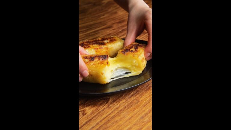 【カリカリほくほく】じゃがマヨチーズライスペーパー包み焼き / Potato Mayo Cheese Rice Paper Rolls #Shorts