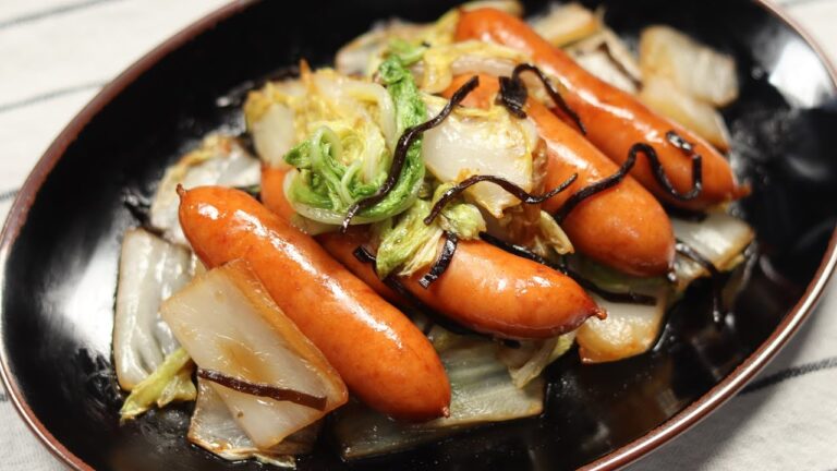 白菜とソーセージの塩昆布炒めの作り方|簡単レシピ|白菜とソーセージを塩昆布で炒めました。塩昆布の自然な塩加減が絶妙です! 白菜とソーセージの塩昆布炒めの作り方|簡単レシピ|白菜とソーセージを塩昆布で炒めました。塩昆布の自然な塩加減が絶妙です!
