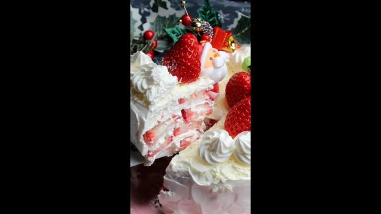 【クリスマス当日でも間に合う】焼かないから超簡単！ライスペーパーでミルフィーユケーキ / Holiday Cake Made with Rice Paper #shorts
