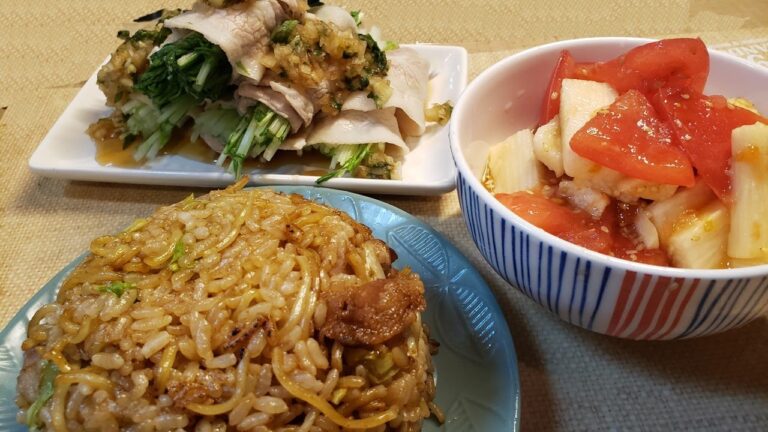 飲み会だとちょっとしか食べられない居酒屋料理を堪能するために家で３品作りました。いっぱい食べられて大満足です。