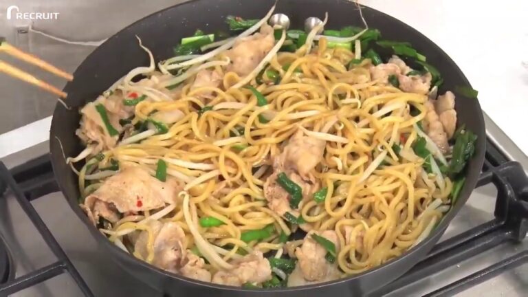 パクチーエスニック焼きそばの人気レシピ・作り方   素人の味から今日で卒業、家庭で作れるプロの絶品レシピ！ ゼクシィキッチンでかんたん・おいしい