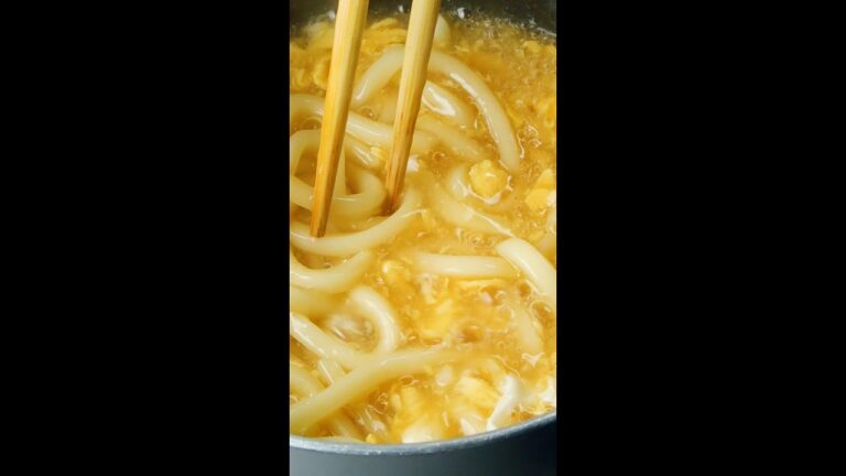 【1食50円♡とろっとろ卵うどん】5分で完成!簡単節約レシピ / Egg Soup Udon #shorts 【1食50円♡とろっとろ卵うどん】5分で完成!簡単節約レシピ / Egg Soup Udon #shorts