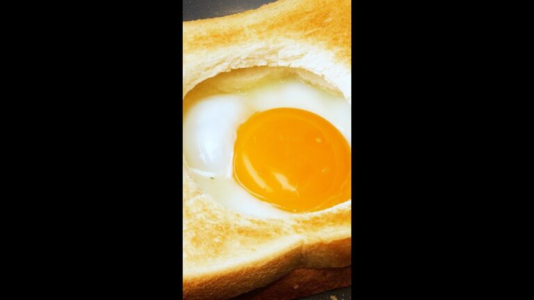 【卵と食パンが店から消える!】爆うまワンパントーストレシピ♡洗い物も減らせるよ!! / Sunny Side Up Toasts #shorts 【卵と食パンが店から消える!】爆うまワンパントーストレシピ♡洗い物も減らせるよ!! / Sunny Side Up Toasts #shorts
