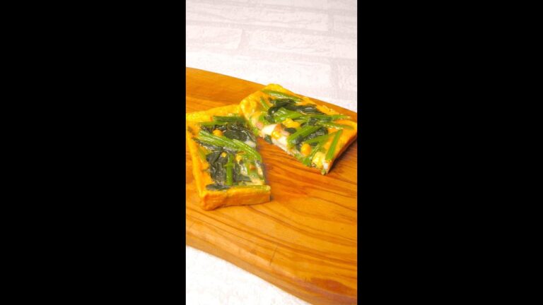 【裏技！3分放置するだけレシピ】卵と冷凍野菜ミックスがあれば一瞬でおかずが完成 / How to Make an Omelet with a Sandwich Maker #shorts