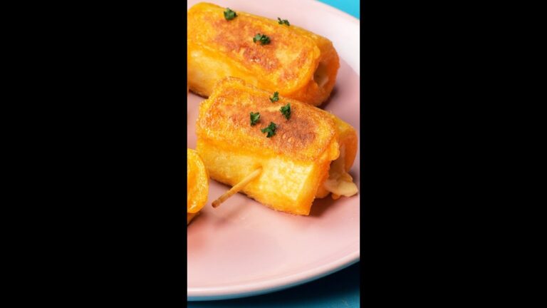 【家中の食パンが消える!?】朝から争奪戦になる♡激うま卵トーストレシピ / Sausage French Toast Roll Ups #shorts 【家中の食パンが消える!?】朝から争奪戦になる♡激うま卵トーストレシピ / Sausage French Toast Roll Ups #shorts