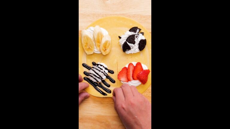 【おにぎらずのクレープ!?】折りたたむだけ♡簡単激うまスイーツレシピ / Fruit Crepes #shorts 【おにぎらずのクレープ!?】折りたたむだけ♡簡単激うまスイーツレシピ / Fruit Crepes #shorts