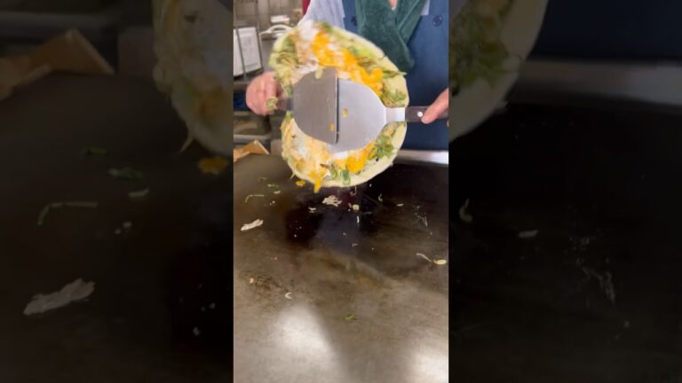 【地元に愛されるお店で昔からある「うすやき」!】 #japanesefood