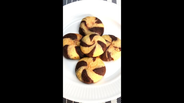【サクサク食感】ぐるぐるかわいいうずまきクッキー / Pinwheel Swirl Cookies #shorts 【サクサク食感】ぐるぐるかわいいうずまきクッキー / Pinwheel Swirl Cookies #shorts