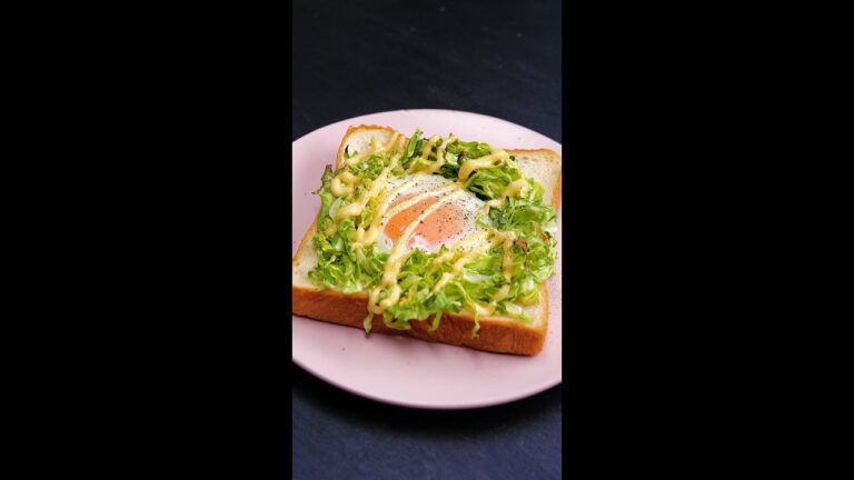 【簡単レシピ】シャキシャキキャベツたっぷりトースト / Bird’s Nest Toast with Cabbage #Shorts 【簡単レシピ】シャキシャキキャベツたっぷりトースト / Bird’s Nest Toast with Cabbage #Shorts