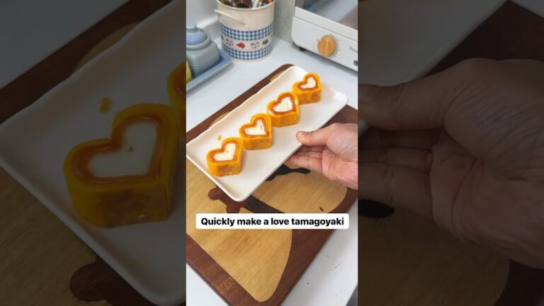 so easy to make a Seaweed cheese tamagoyaki by the pan so easy to make a Seaweed cheese tamagoyaki by the pan