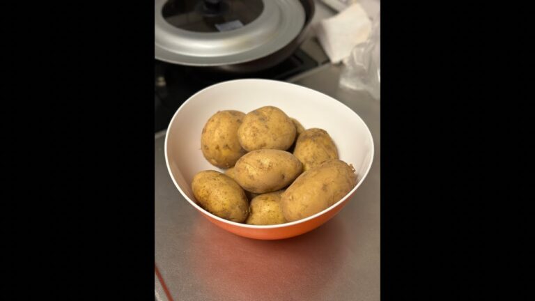 新じゃが使ってハッシュドポテトを大量に作る 新じゃが使ってハッシュドポテトを大量に作る