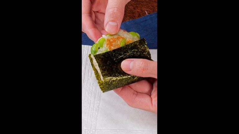 【混ぜて焼くだけでふわふわっ！】保存袋で簡単調理♪枝豆のふわふわ焼き / Edamame Pancakes #shorts