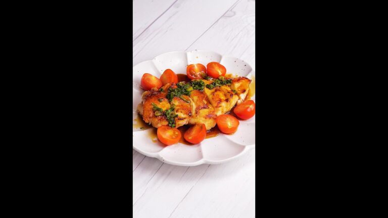 【こんなにあっさりしてたら鶏むね100枚はいけるッ！】試して！ポン酢としょうががマッチしすぎた鶏むねレシピ / Ponzu SauceChicken Steak #Shorts