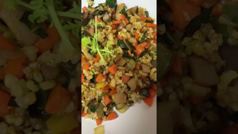 冷蔵庫にあるものでひとりランチ 野菜たっぷりつまみになるピリ辛チャーハン