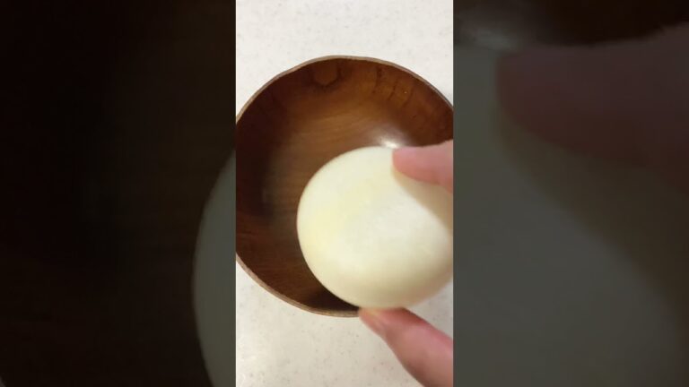 流行ってるらしい100均に売ってた最中海藻スープ！