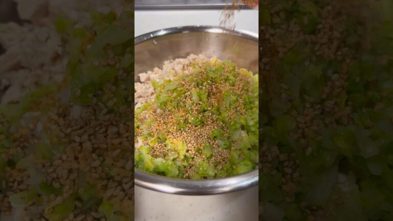 30kg痩せた私がお弁当に持参していたおにぎりの作り方を紹介します!🍙#shorts #short 30kg痩せた私がお弁当に持参していたおにぎりの作り方を紹介します!🍙#shorts #short