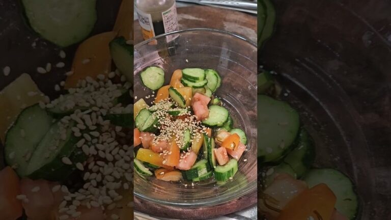 3分ですげぇ旨い!きゅうりとトマトの簡単副菜!夏野菜さっぱりおつまみレシピ 3分ですげぇ旨い!きゅうりとトマトの簡単副菜!夏野菜さっぱりおつまみレシピ