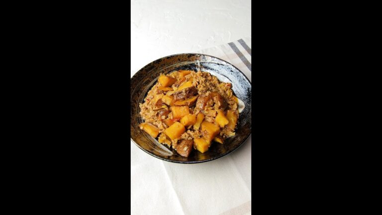 【まさかのマーボーにはじゃがいもが正解だった】ボリューム満点！驚きのマーボーじゃがいもがうますぎる件 / Mapo Potatoes #Shorts