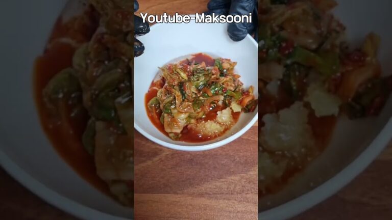 How to make Spicy Kimchi Noodles #seoultour #halal #koreanfood #shorts How to make Spicy Kimchi Noodles #seoultour #halal #koreanfood #shorts