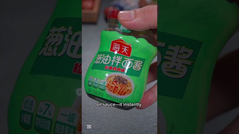 Make your kids a bowl of scallion oil noodle soup for breakfast—absolutely delicious! 🥢🍜 #shorts Make your kids a bowl of scallion oil noodle soup for breakfast—absolutely delicious! 🥢🍜 #shorts