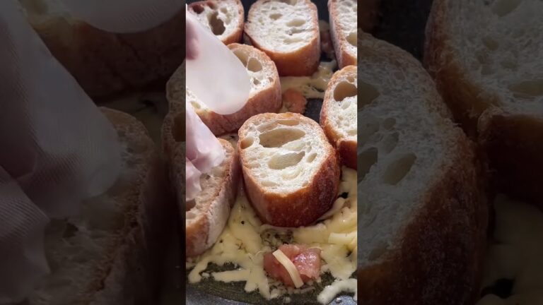 【おつまみレシピ】明太チーズ バゲット #shorts #辛子明太子 #博多あごおとし #明太子 #簡単料理 #簡単レシピ #料理 #レシピ #バゲット #チーズ #ガーリック #ガーリックトースト 【おつまみレシピ】明太チーズ バゲット #shorts #辛子明太子 #博多あごおとし #明太子 #簡単料理 #簡単レシピ #料理 #レシピ #バゲット #チーズ #ガーリック #ガーリックトースト