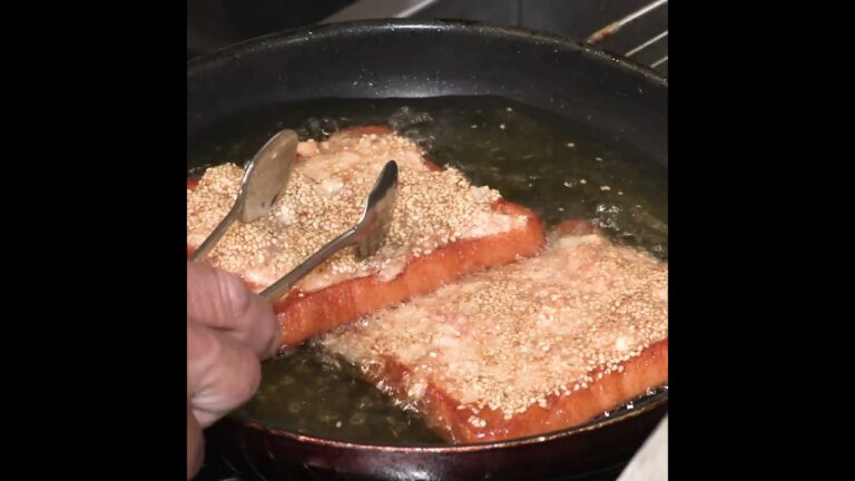 【人気タイ料理シェフのトースト レシピ #ダイジェスト版 】タイ料理部門日本1位！dao Thai・インソン シェフ直伝「カノムパンナークン （エビトースト）」の作り方 #Shorts