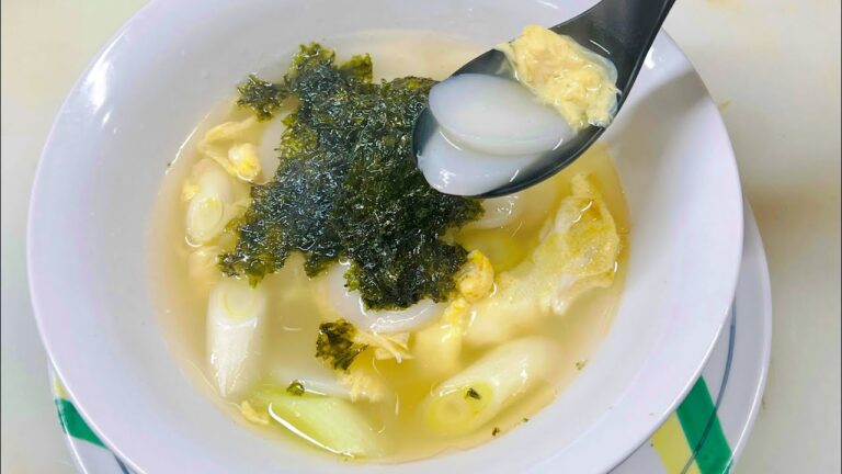 (19-6)新年韓国式お雑煮トック(떡국) #韓国料理 #トック #お雑煮 #cooking #떡국 (19-6)新年韓国式お雑煮トック(떡국) #韓国料理 #トック #お雑煮 #cooking #떡국