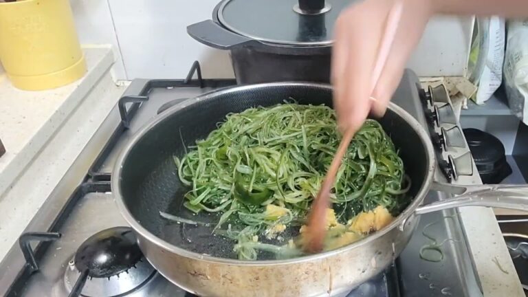 난이네 요리/ 미역줄기 볶음
