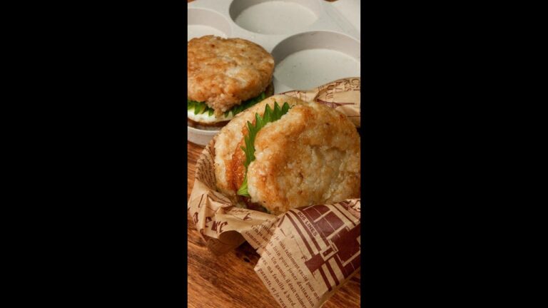 【これ売ってたら100個買う！】「外はカリカリ、中はもちもち」おうちで手軽にライスバーガー / Rice Burger #shorts