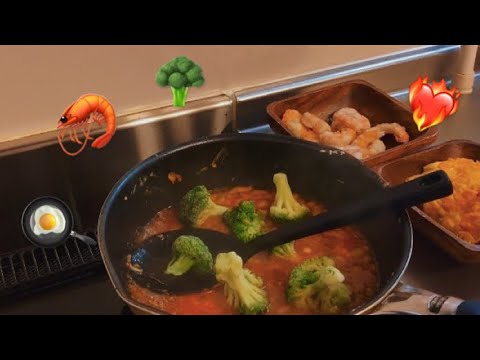 【料理vlog】とろろ昆布の梅バター鍋🧈とふわふわ卵のエビチリ🦐🥦