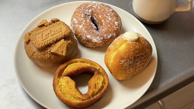 NEW                        
                        
                                                                        
                        
                        
                            
                                1/10                                (金)                                
                                
                                
                            
                            手土産にもぴったり！生ドーナツ専門店「we♡donut 自由が丘」
                            田中青紗607
