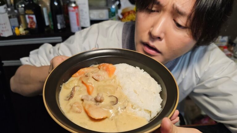 これが許せない全ての皆様へ　　　　　【ご飯専用クリームシチュー】の作り方