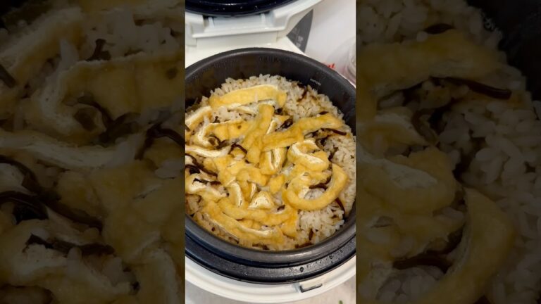 炊飯器に入れるだけ / 油揚げ塩昆布ご飯 ↓↓↓ レシピの詳細はコメントから #レシピ #簡単レシピ #炊飯器レシピ