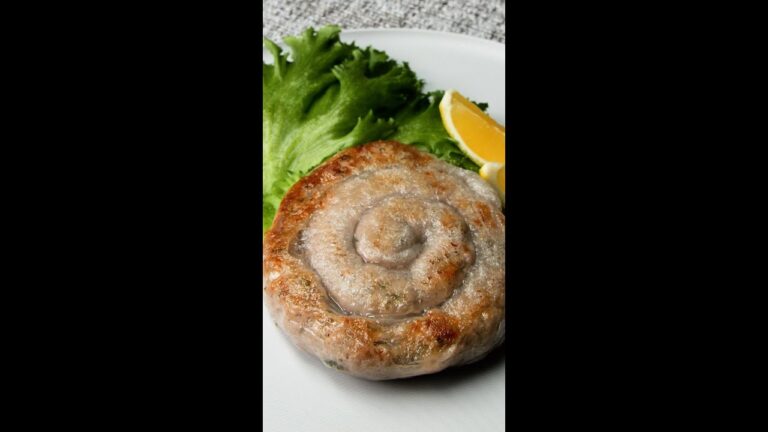 【ライスペーパーでくるくる巻いてみて！】「カリもち食感♡肉汁も逃さない♪」自家製ソーセージ / Homemade Sausage with Rice Paper Wrappers #shorts