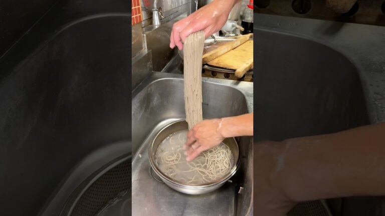 唯一無二のスタイルで作るきつねそばのお店🦊 #japanesefood #りゅうグルメ