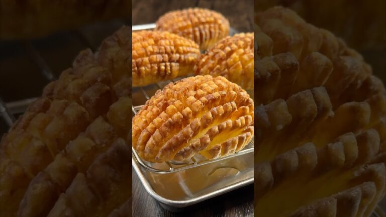 【ポテト好きにみてほしい🥔】ザクじゅわ食感がヤバい!ハッセルグリッドポティト#shorts 【ポテト好きにみてほしい🥔】ザクじゅわ食感がヤバい!ハッセルグリッドポティト#shorts