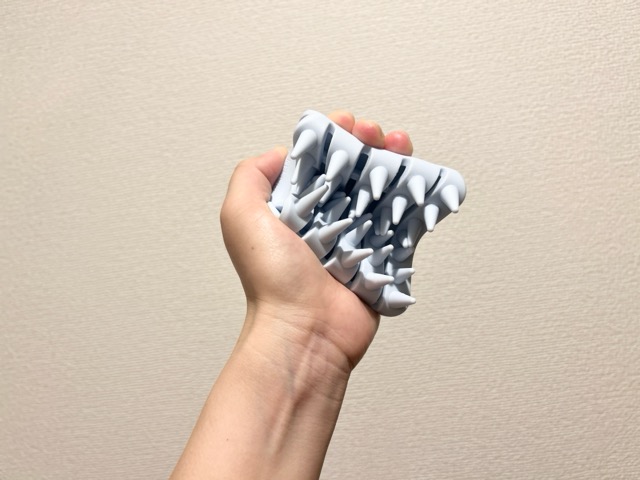 マペペ　シリコーンスカルプブラシ　スカイブルー