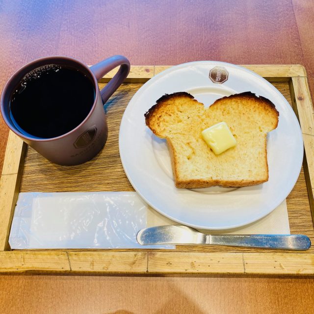 猿田彦珈琲 大阪駅イノゲート店 トーストとコーヒー