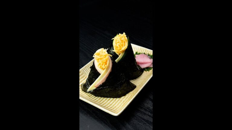 【思わず作ってみたくなる!】「簡単♪かわいい♡」ひな祭りおにぎり / Happy ‘Hinamatsuri’ Special Rice Balls #shorts 【思わず作ってみたくなる!】「簡単♪かわいい♡」ひな祭りおにぎり / Happy ‘Hinamatsuri’ Special Rice Balls #shorts