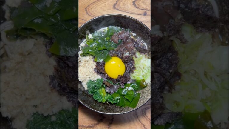 【茶そば】を作ってみた 細目昆布と山わさびのコラボを笹茶で頂くツウな一品 #北海道 #そば #shorts