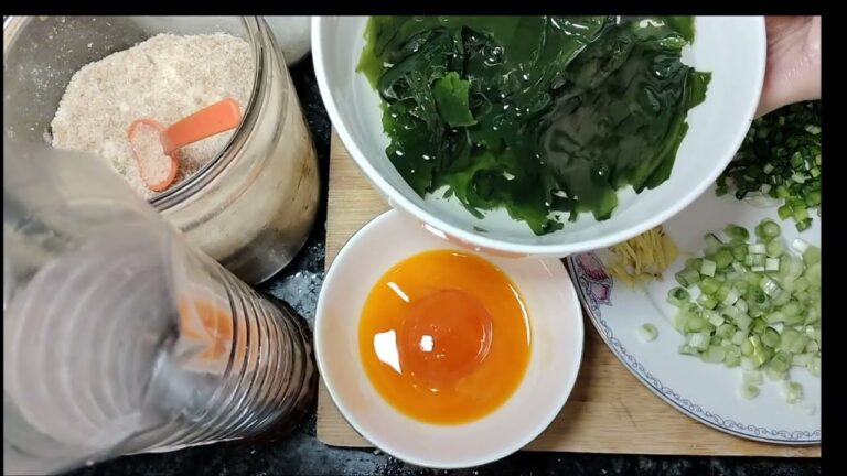 Đây Là Cách Nấu Canh Rong Biển Với Trứng Siêu Ngon Mà Không Bị Tanh Cho Bữa Cơm Gia Đình. Đây Là Cách Nấu Canh Rong Biển Với Trứng Siêu Ngon Mà Không Bị Tanh Cho Bữa Cơm Gia Đình.