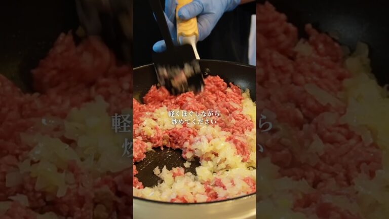 【超簡単】フライパンひとつで作れる簡単ロコモコ丼！