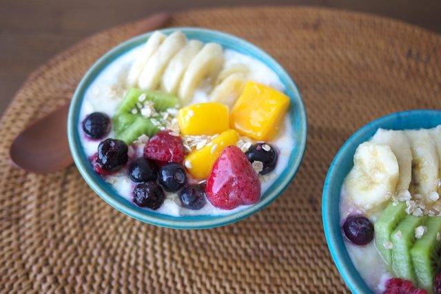 オートミールのヨーグルトボウル