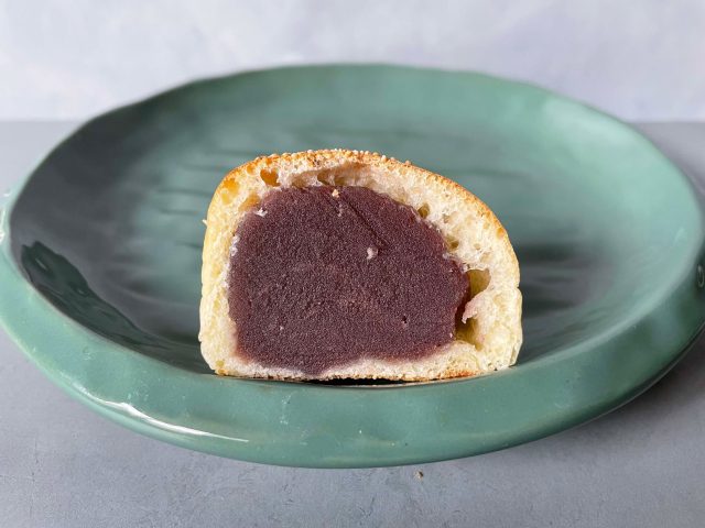 アスラン こしあんぱん 断面