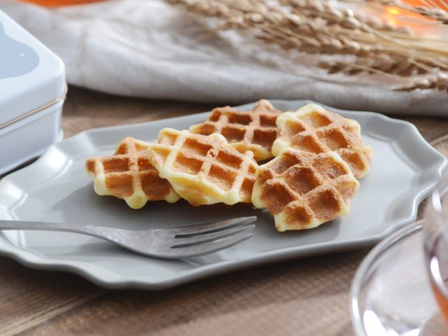 ワッフルクッキー缶 ひそひそワッフル