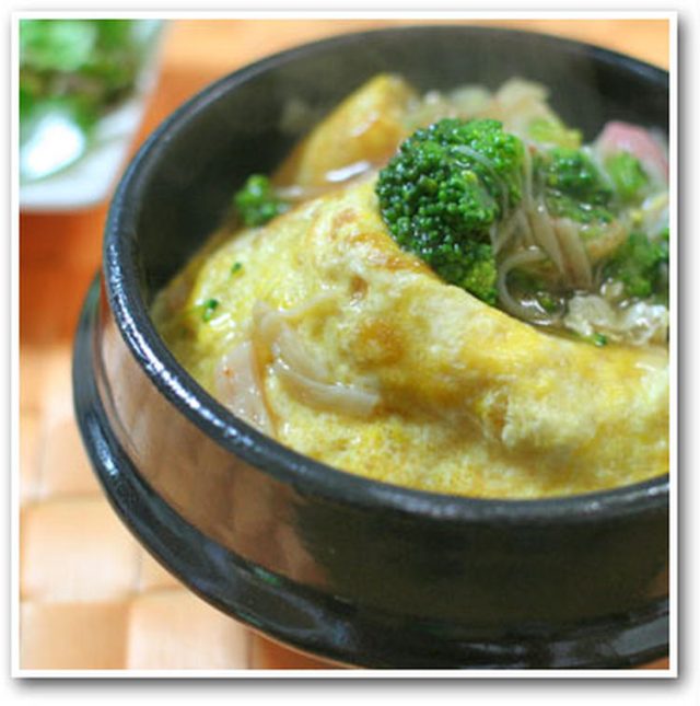 ブロッコリーと卵のあんかけ丼