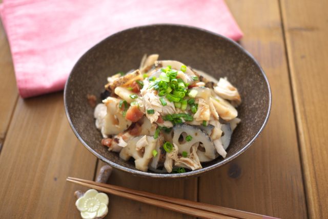 ささみとれんこんの梅肉和え