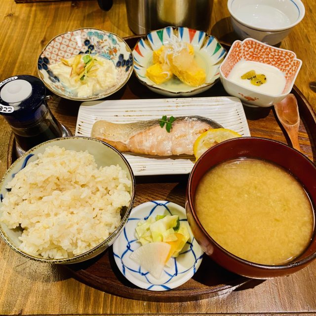 堺筋本町『八百屋とごはん むかい』 スタート定食
