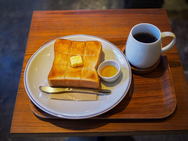 ユニゾン テイラー NINGYOCHO トーストモーニング