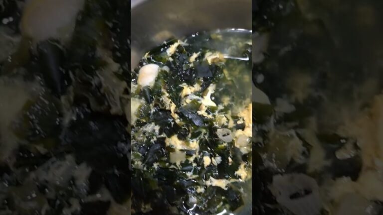 🥚Seaweed and egg drop soup🤤#food